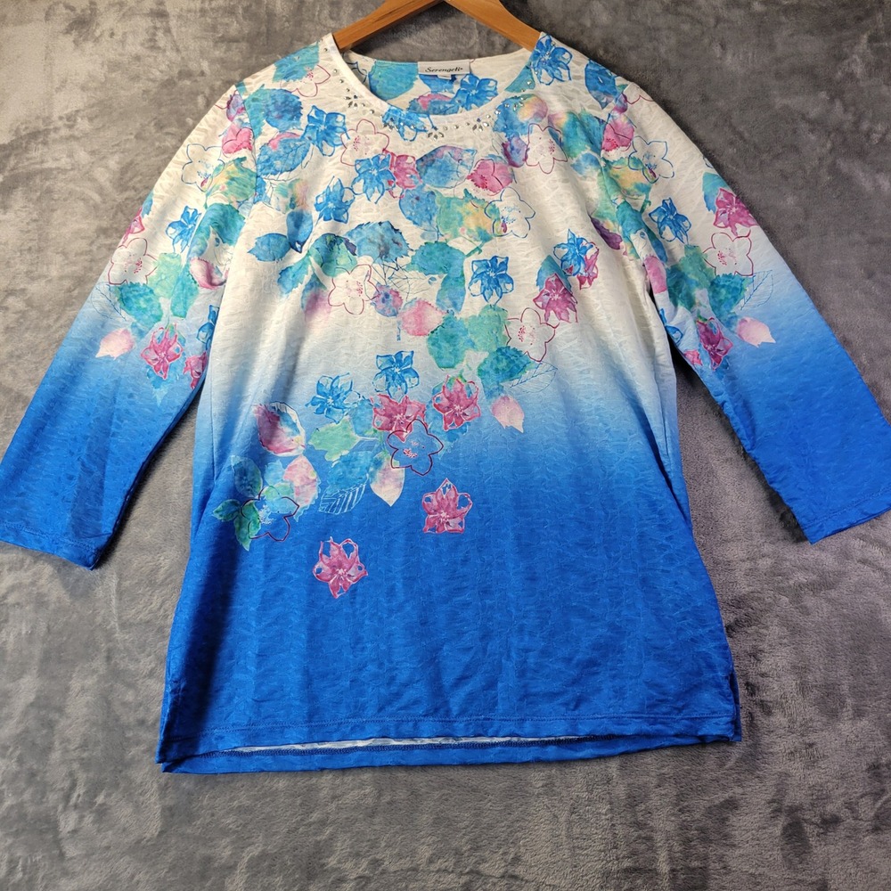 Serengeti Womens‎ M Blue Ombre Floral 3/4 Sleeve Feminine Top